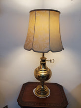 Load image into Gallery viewer, Vintage Torchiere Table Lamp With Shade