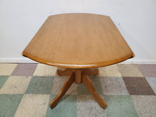Load image into Gallery viewer, Drop Leaf Pedestal Base Kitchen Table