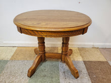Load image into Gallery viewer, Vintage Oval Oak Side Table - Small Coffee Table