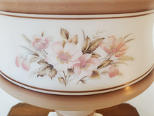 Load image into Gallery viewer, Vintage Hurricane Style Table Lamp