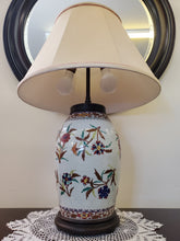 Load image into Gallery viewer, Vintage Hand Painted Chinese Table Lamp