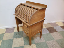 Load image into Gallery viewer, Vintage Child's Oak Roll Top Desk