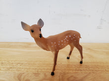 Load image into Gallery viewer, Vintage 4 Piece Molded Plastic Deer Figurines