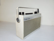 Load image into Gallery viewer, Vintage Union 835 Radio - Working Order