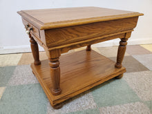 Load image into Gallery viewer, Vintage Oak End Table - Drawer With Lower Shelf