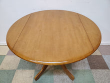 Load image into Gallery viewer, Drop Leaf Pedestal Base Kitchen Table