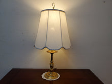 Load image into Gallery viewer, Vintage Baldwin Brass Table Lamp
