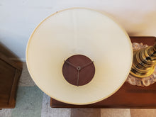 Load image into Gallery viewer, Vintage Stiffel Table Lamp With Shade – 3 Way Switch