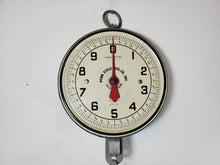 Load image into Gallery viewer, Vintage 20 lb Penn Scale MFG Co Hanging Scale 320 Series With Galvanized Scoop