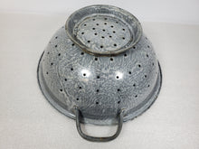 Load image into Gallery viewer, Vintage Gray Enamelware Colander – Strainer