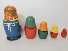 Load image into Gallery viewer, Matryoshka Russian Nesting Doll Set – 5 Dolls