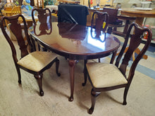Load image into Gallery viewer, Vintage Cherry Dining Table Set With 4 Chairs - 2 Leaves and Protective Pad By Thomasville