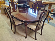 Load image into Gallery viewer, Vintage Cherry Dining Table Set With 4 Chairs - 2 Leaves and Protective Pad By Thomasville