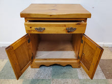Load image into Gallery viewer, Vintage Pine End Table