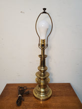 Load image into Gallery viewer, Vintage Brass Table Lamp With Shade - 3 Way Switch - 3 Way Bulb