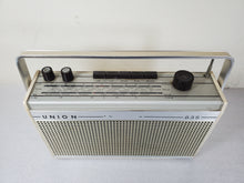 Load image into Gallery viewer, Vintage Union 835 Radio - Working Order