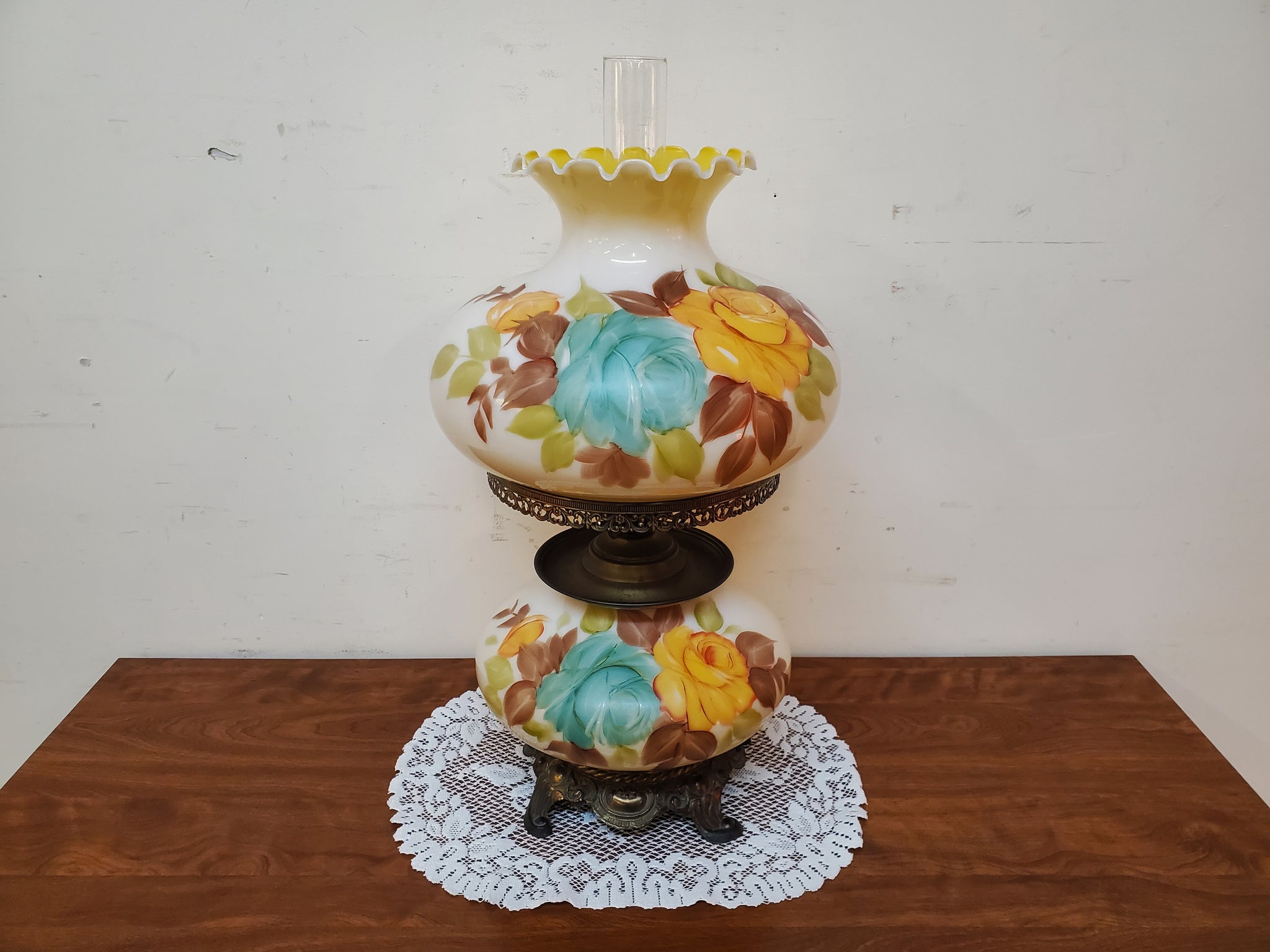 Large Vintage Hurricane Style Table Lamp - Hand Painted – Antiques