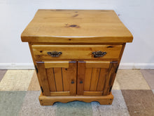 Load image into Gallery viewer, Vintage Pine End Table
