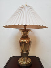 Load image into Gallery viewer, Vintage Brass Table Lamp
