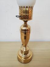 Load image into Gallery viewer, Vintage Brass Toleware Table Lamp
