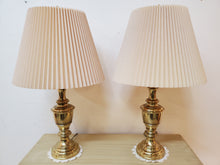 Load image into Gallery viewer, Pair Vintage Brass Table Lamps
