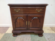 Load image into Gallery viewer, Vintage Ethan Allen Cherry End Table - Nightstand
