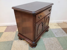 Load image into Gallery viewer, Vintage Ethan Allen Cherry End Table - Nightstand
