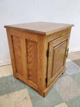 Load image into Gallery viewer, Vintage Oak Single Door Cabinet - Side Table
