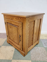 Load image into Gallery viewer, Vintage Oak Single Door Cabinet - Side Table
