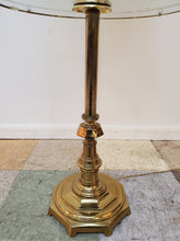 Load image into Gallery viewer, Vintage Brass Floor Lamp With Glass Table Top
