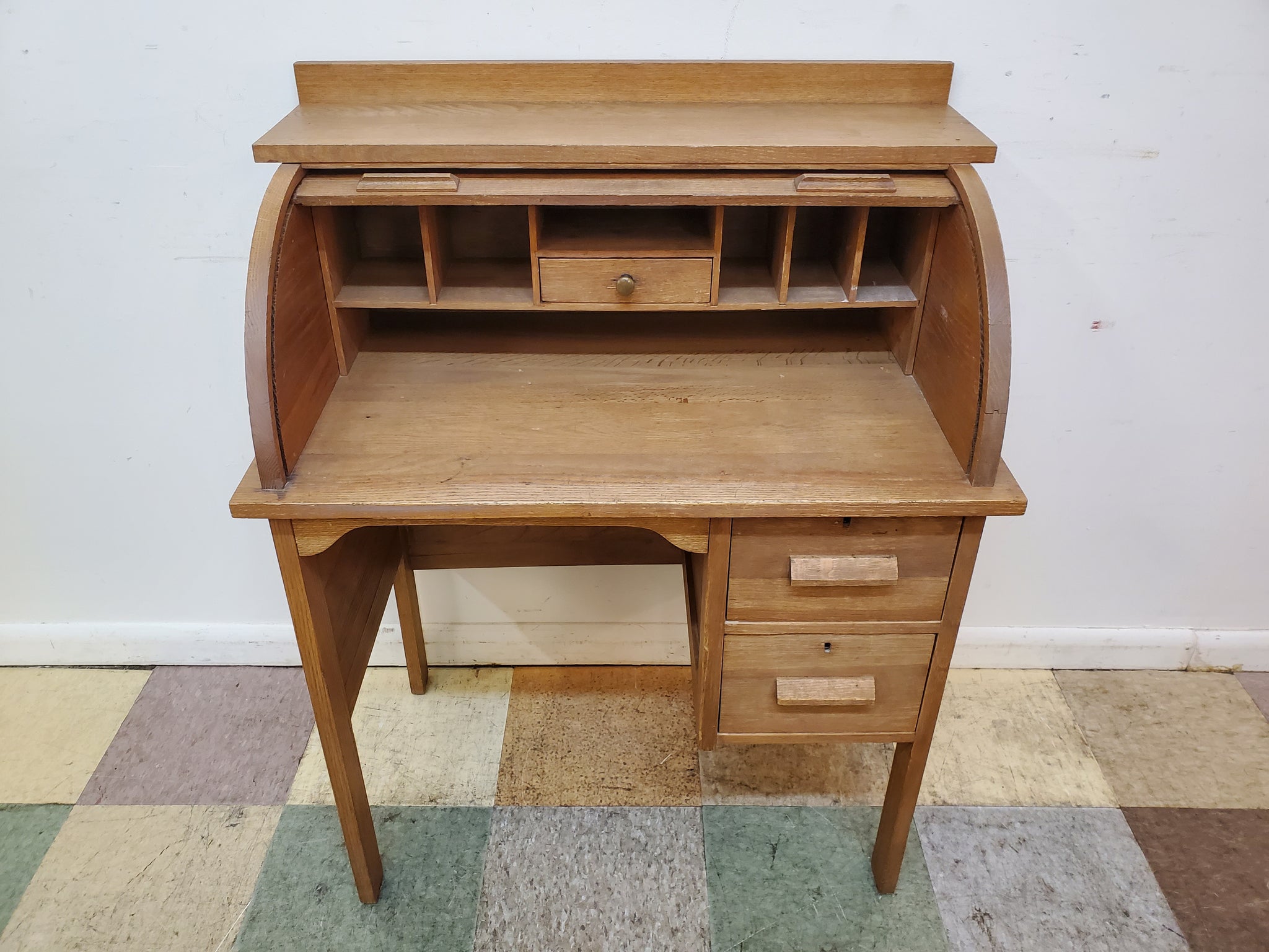 Vintage Child's Oak Roll Top Desk – Antiques To Present