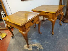 Load image into Gallery viewer, Pair Vintage Oak End Tables With Drawer By Broyhill Furniture
