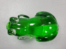 Load image into Gallery viewer, Vintage Fifth Avenue Crystal Glass Green Frog – Paperweight
