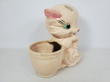 Load image into Gallery viewer, Vintage Hull Art USA 61Pink Cat Planter
