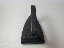 Load image into Gallery viewer, Vintage Cast Iron Sad Iron – Flat Iron – Door Stop
