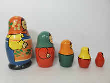 Load image into Gallery viewer, Matryoshka Russian Nesting Doll Set – 5 Dolls
