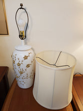 Load image into Gallery viewer, Vintage Ceramic Table Lamp With Embossed Floral Motif
