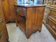 Load image into Gallery viewer, Vintage Ethan Allen Nightstand - One Drawer and Lower Shelf
