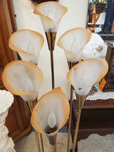 Load image into Gallery viewer, Vintage Calla Lily Floor Lamp

