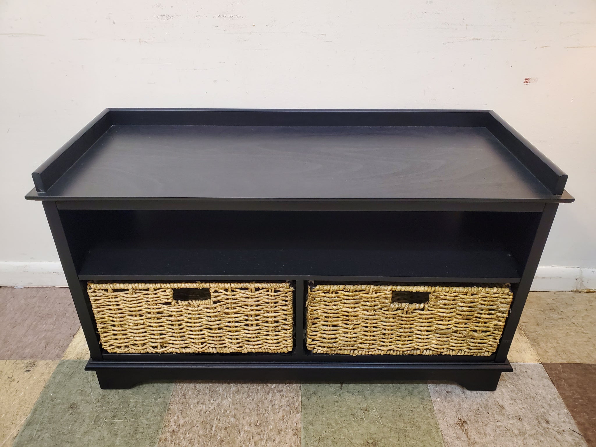 Living Room Furniture – Antiques To Present