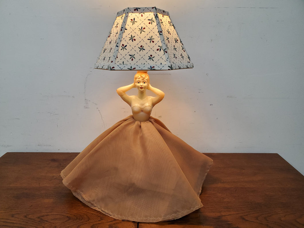 Vintage Ballroom Dancing Lady Ballerina Table Lamp