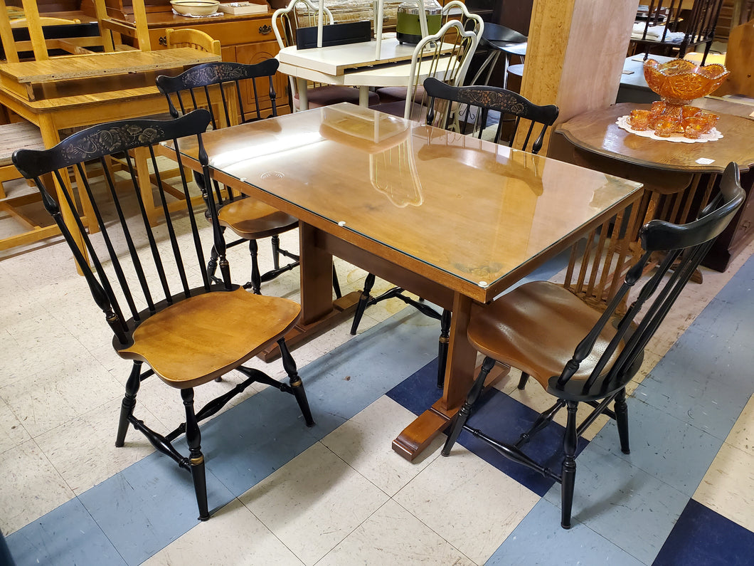 Vintage Hitchcock Kitchen Table With Four Chairs With Protective Glass Top