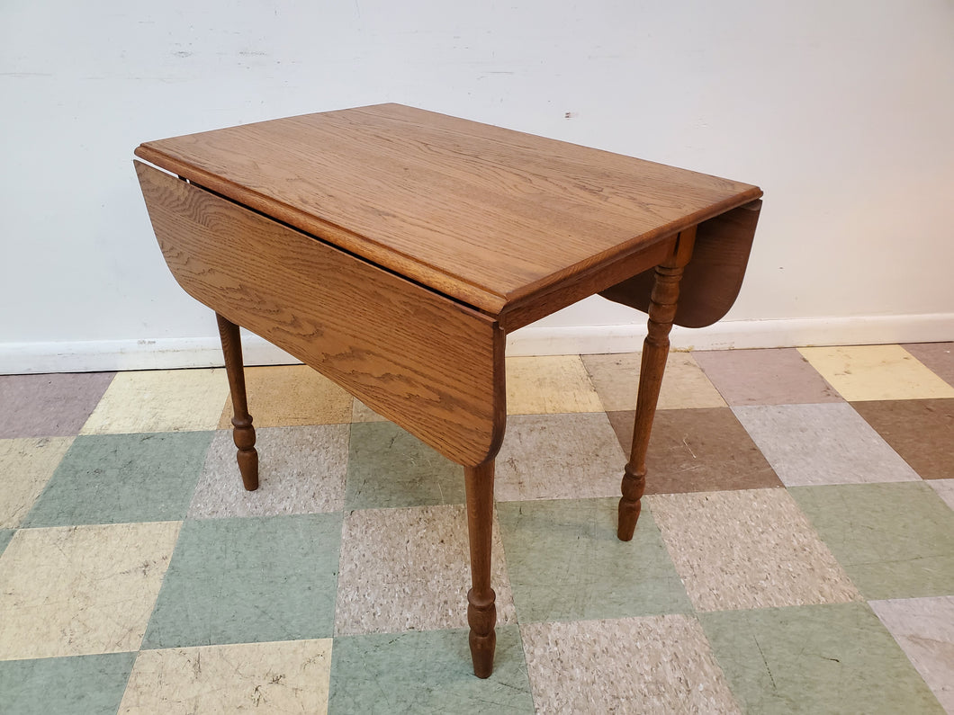 Antique Oak Drop Leaf Table With Turned Legs