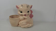 Load and play video in Gallery viewer, Vintage Hull Art USA 61Pink Cat Planter
